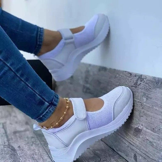 Super Soft Women's Walking Shoes